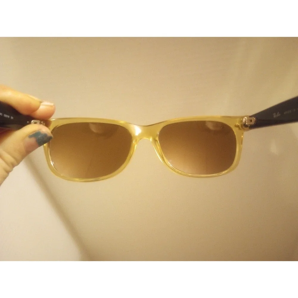 Ray-Ban New Wayfarer Sunglasses Polished‎ Honey/Brown Lens (RB2132 945/55[]18